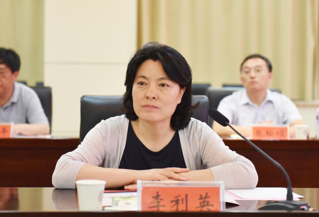 河南工程学院校长李利英讲话
