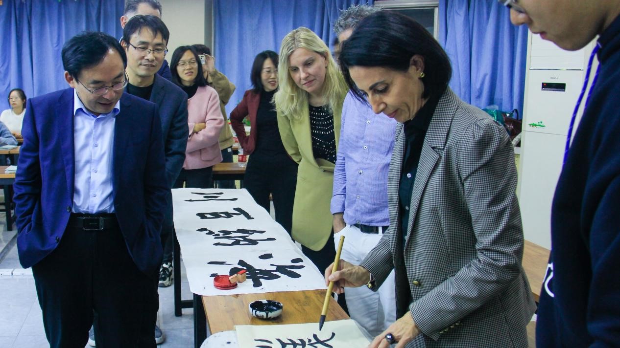 中意青年“潮”研学，中华传统文化沉浸体验