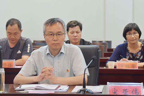 校党委副书记宋亚伟讲话